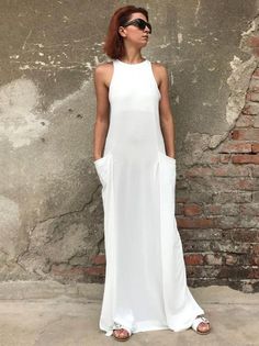 White Solid Color Maxi Dress, White Stretch Casual Maxi Dress, Sporty Dress Outfit, Maxi Dress Outfit, Maxi Dresses Fall, Sporty Dress, Outfit White, Cotton Clothes, Clothes Women