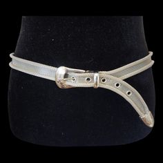 🤍Vintage Silver Mesh Belt Beautiful light silver metal mesh belt. In excellent vintage condition. Sturdy but lightweight.  Measures a total of 35" with loops 29"-32" Women's Belt, Vintage Belts, Metal Mesh, Suspender Belt, Beautiful Lights, Suspenders, Belts For Women, American Vintage, Vintage Silver