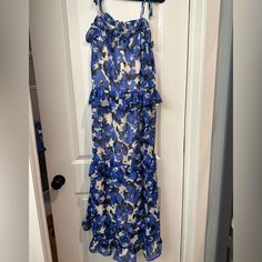 Nwot - Beautiful Dress. Perfect For A Garden/Outdoor Wedding. Only Tried On Floral Maxi, Midi Maxi Dress, Who What Wear, Chiffon Dress, Outdoor Wedding, Beautiful Dresses, Chiffon, Midi Dress, Blue And White