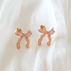 Pink And Gold Coquette Bow Earrings Gold Cute Earrings, Secret Santa Gift Basket Ideas For Women, Ribbon Bow Earrings, Pink Christmas Bow, Gold And Pink Jewelry, Cute Gold Earrings, Coquette Earrings, Preppy Christmas Gifts, Cute Jewelry Earrings