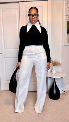 Chic Outfits For Work Office Style, Business Chic Outfits Black Women, Casual Outfits For Work Black Women, Black Women Boss Outfits, Fall Pant Suits For Women, Black And White Dress Pants Outfit, Cream Dress Work Outfit, Winter White Work Outfit, Businesses Casual Outfits For Women