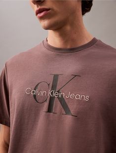 Crafted from 100% cotton, this t-shirt is soft and breathable, perfect for everyday wear. Styled with short sleeves and a crewneck. Cut in a classic fit and features a monologo graphic at the front.  Material: 100% Cotton. Logo Tee, Monogram Logo, Logo Tees, Calvin Klein, Everyday Wear, Short Sleeves, Monogram, Relaxed Fit, ? Logo