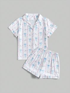 Butterfly And Floral Print Short Sleeve Pajamas Set With Lapel And Button Placket, Palace Style For Women, School Multicolor Cute  Short Sleeve Knitted Fabric Plants,All Over Print Short Sets Slight Stretch Summer Women Sleep & Lounge, size features are:Bust: ,Length: ,Sleeve Length: Preppy Pyjamas, Pjs Preppy, Preppy Pjs, Cute Pj Sets, Romwe Kawaii, Kawaii Butterfly, Pyjamas Summer, Silk Pjs, Girls Pjs