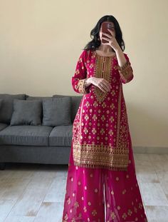 Cute Streetwear Outfits, Trending Summer Nails, Simple Dress Casual, Cute Streetwear, Latest Bridal Dresses, Fancy Sarees Party Wear, Wedding Mehndi, Desi Fashion Casual, Pakistani Fancy Dresses