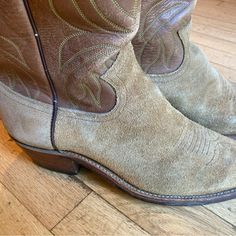 These Justin Boots Are Perfection! The Perfect Classic Cowboy Boot That Is Just The Right Amount Of Worn-In. Brown Leather Boots W Suede Lowers And Beautiful Stitching On The Uppers. They Feel Like Butter When You Slip Them On. Size 7.5d. Feel Free To Make An Offer! Western Boots With Suede Lining And Round Toe, Vintage Suede Boots With Leather Lining, Western Closed Toe Boots With Suede Lining, Classic Suede Closed Toe Boots, Classic Suede Closed-toe Boots, Classic Closed Toe Boots With Suede Lining, Western Boots With Almond Toe And Suede Lining, Suede Cowboy Boots, Justin Boots