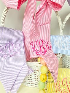 A Monogrammed Easter basket bow is the perfect accessory for your Littles Easter baskets! These are available to ship quickly! In notes to seller include your Monogram choice, initials in first last middle order and thread color. ***basket not included *** I found the white baskets at Michaels for under $10. Feel free to message me for other details/options. Spring Baskets, Monogrammed Easter Basket, Spring Gingham, Boys Easter Basket, Girls Easter Basket, Easter Basket Items, White Baskets, Monogram Pillows, Baby Scarf