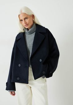 Wool Pea Coat Short Navy Coat, Cropped Wool Coat, Navy Winter Outfit, Wool Jacket Outfit, Peacoat Outfit, Grey Peacoat, Navy Peacoat, Navy Pea Coat, Wool Pea Coat