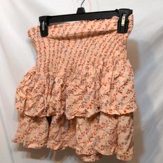 Olivaceous Pink Floral Mini Skirt Size Small New With Tags Measures 10 1/2" Across Waist But Very Stretchy Measures 16" In Length All Measurements Are On Spring Mini Skirt With Elastic Waistband, Spring Short Skirt With Elastic Waistband, Spring Skirt With Elastic Waistband, Short Length, Spring Skirt With Elastic Waistband And Short Length, Short Skirt With Elastic Waistband For Spring, Spring Bohemian Short Mini Skirt, Non-stretch Gathered Skirt For Spring, Spring Short Gathered Skirt, Fitted Tiered Skirt Shorts For Spring