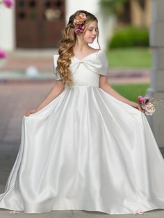 Elegant Ivory Satin Princess Ball Gown with Sweep Train and Bow for Flower Girls Ivory / 12y Product Code: 227244         Embellishment: Bow             Fabric: Satin             Silhouette: Ball-Gown/Princess             Sleeve: Short Sleeves             Hemline/Train: Sweep Train             Back Style: V Back,Back Zip Dress For Girls 10-12 Wedding Ideas, Satin Flower Girl Dresses, Ball Gown Off Shoulder, Satin Gowns, Bow Fabric, Satin Flower Girl Dress, Nye Wedding, Gown Princess, Kenzie Ziegler