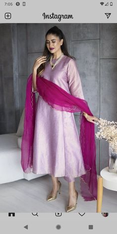 Organza Suit Design, Organza Suit, Plain Suit, Simple Suit, Casual Indian Fashion, Traditional Indian Outfits, Trendy Dress Outfits