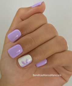 Purple Manicure Ideas, Summer Aesthetic Nails, Nail 2023 Summer, Nail 2023 Spring, Lila Nails, Designs On Nails, Summer Nail 2023, Swirl Nail, Nail 2023