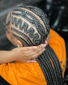 Protective Style Braids, Cornrows Braids For Black Women, Natural Hair Bun Styles, Twisted Hair, Braided Hairstyles For Black Women Cornrows, Cornrow Braids, Feed In Braids Hairstyles, Feed In Braids, African Hair Braiding Styles