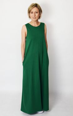 Cotton maxi dress with pockets on the sides and a neckline at the back. Perfect not only for summer :) Size (total length / bust) US --- UK --- EU/DE 4 ----- 6 ----- 34/XS (138/84) 6 ----- 8 ----- 36/S (138/88) 8 ----- 10 --- 38/M (139/92) 10 ---- 12 --- 40/L (140/96) 12 ---- 14 --- 42/XL (140/100) dimensions in cm. 100% cotton. Production methodsewn - own machinery - production in Poland by the Sisters Textile100% cotton, weight 180g/m2 Relaxed Fit Unlined Sundress Maxi Dress, Casual Cotton Maxi Dress Unlined, Casual Unlined Cotton Maxi Dress, Cotton Maxi Dress With Relaxed Fit, Unlined, Relaxed Fit Cotton Maxi Dress Unlined, Summer Cotton Sleeveless Maxi Dress, Sleeveless Cotton Maxi Dress Unlined, Cotton Sleeveless Maxi Dress For Summer, Summer Sleeveless Cotton Maxi Dress