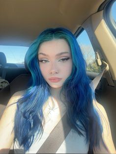 blue haired girl, bright blue hair, vibrant hair, bright hair trends, hair color inspiration 2024, blue hair, dark blue hair Bright Blue Hair Aesthetic, Ice Blue Hair, Long Blue Hair, White And Blue Hair, Blue Hair Dark, Hades Aesthetic