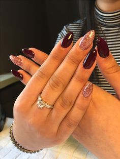 Maroon Nail Extensions, Mehroon Nail Extensions, Nail Art Maroon Elegant, Nailart Merah Maroon, Nail Art Merah Maroon, Nail Art Merah, Nail Art Maroon, Maroon Nail Art, Maroon Nail Designs