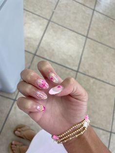 #nails #nailart #naildesign #nailsoftheday #nailinspo #nailinspiration #preppy #preppynails Preppy Nail Inspired, Fall Nails Preppy, Preppy Nails Fall, Love Shack Fancy Nails, Rush Nails Sorority, Nail Inspo Preppy, Preppy Nail Designs, Preppy Nails, Sorority Nails