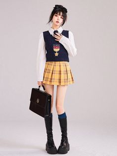 The price is for a skirt only, others are not included.  Garment Size   	 		 			Size 			S 			M 			L 		 		 			Full Length 			35 			36 			37 		 		 			Waist 			64 			68 			72 		 		 			Hips 			94 			98 			102 Box Pleat Skirt, Pleat Skirt, Yellow Plaid, A Skirt, Box Pleats, Pleated Mini Skirt, Plaid Skirts, Alternative Fashion, Plaid Pattern