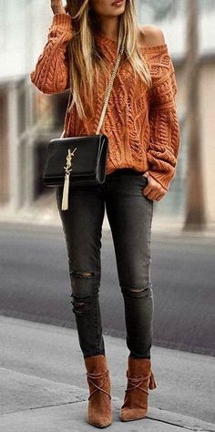 Cosy Fall Outfits, Cosy Fall, Fashion Trend Inspiration, Perfect Winter Outfit, Orange Jeans, Knitwear Inspiration, Mandala Tattoo Design