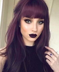 45 pelo largo y magnífico con flequillo recomendaciones Trending Hair, Latest Hair Color, Long Hair With Bangs, Trendy Hair, Rock Punk, Grunge Hair, Purple Hair, Hair Dos