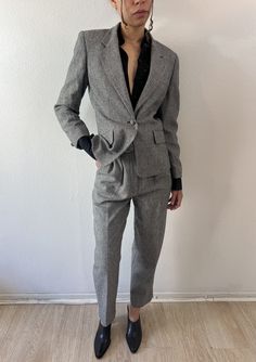 "Vintage 80's stylish plaid classic gray suit made in USA by Evan Picone Petites. Condition: very good Size: XS Pants Waist: 13\" Length: 40\" Jacket  Underarm to underarm: 19\" Waist: 17\"" Womens Suits, Classic Gray, Ralph Lauren Leather, Oversized Knitted Sweaters, Vintage Polo Ralph Lauren, Gray Suit, Vintage Polo, Wool Suit, Wool Plaid