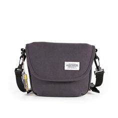 If you're looking for a practical and stylish shoulder bag to accompany your daily travels, you'll love this small canvas crossbody bag. This men's canvas crossbody bag offers a modern and trendy style for many occasions. Made of canvas, it is a durable and resistant bag that is perfect for everyday use. Discover its practicality, comfort and elegance. A small, elegant and modern canvas messenger bag This small messenger bag for men is sleek and original, with a modern style that adds a touch of Functional Crossbody Canvas Bag With Adjustable Strap, Functional Canvas Crossbody Shoulder Bag, Gray Crossbody Shoulder Bag With Anti-theft Pocket, Canvas Shoulder Bag With Anti-theft Pocket For Travel, Canvas Crossbody Chest Bag With Adjustable Strap, Messenger Bag For Men, Laptop Messenger Bags, Small Messenger Bag, Canvas Messenger Bag