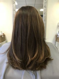 Medium Length Haircut Aesthetic, Medium Length Hair With Long Layers, Long Blended Layers, Soft Face Framing Layers, Brown Hair Cuts, Straight Hair Cuts