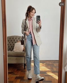 Classy Fashion Style, Blouse Outfit Casual, Casual Date Night Outfit, Looks Pinterest, Luxury Photography, Casual Outfit Inspiration, Business Casual Outfits For Work