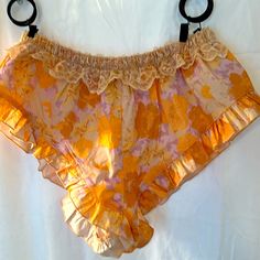 Nwot Free People Slumber Shorts- Free People Pretty! Contact Me With Questions. Bb Free People Home, Yellow Cotton Summer Sleepwear, Yellow Cotton Sleepwear For Summer, Yellow Sleepwear For Summer Pajama Party, Yellow Sleepwear For Pajama Party In Summer, Yellow Summer Pajama Shorts For Loungewear, Yellow Spring Sleepwear For Vacation, Yellow Short Pajama Shorts For Spring, Yellow Cotton Pajama Shorts With Elastic Waistband