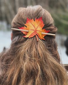 Leaf Hair Accessories, Leaves Hair Accessories, Fall Leaf Hair Clip, Maple Leaf Jewelry Handmade, Leather Hair Barrette With Stick, Wood Hair Barrette, Leather Hair Accessories, Vintage Jewelry Ideas, Leather Leaf