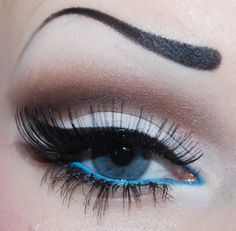 Eyeliner Alice In Wonderland Makeup, Wonderland Makeup, Blue Eyeliner, Eyeliner Tutorial, Photo Makeup, I Love Makeup