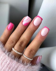 50+ Stunning Pink Spring Nail Designs You Need To Try; swirl nails! This includes pink spring nails 2023, pink spring nails design, pink spring nails acrylic, pink spring nails short, pink spring nails coffin, pink spring nails almond, pink spring nail ideas & more! This also includes pink spring nail art, pink nails, spring nails, spring nails designs, pink nails ideas, spring nail art, spring nails acrylic, spring nail colors, pink nail art & more! #pinkspringnails #pinknails #springnails Vom Avea Un Copil, Short Pink Nails, Unghie Sfumate, Square Nail Designs, Dipped Nails, Short Acrylic Nails, Best Acrylic Nails