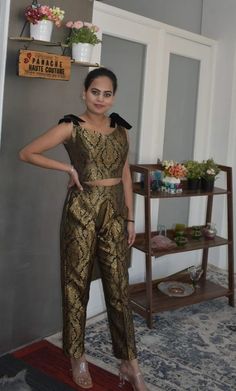 Attractive Banarasi Brocade Trouser with a Blouse Banarasi Jumpsuit Indian, Latest Indo Western Dresses For Women, Indo Western Gowns, Western Gowns, Haute Couture Fabric, Indo Western Gown, Banarasi Brocade, Anarkali Dresses, Western Dresses For Women