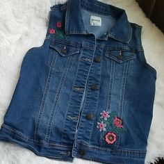 New Without Tags. Perfect For Back To School. Blue Spring Vest With Pockets, Trendy Blue Vest For Spring, Denim Blue Cotton Vest For Spring, Spring Denim Blue Cotton Vest, Blue Cotton Vest For Spring, Casual Denim Blue Vest For Spring, Casual Denim Blue Spring Vest, Jeans Patches, Jacket Vest