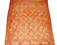 About this item Vintage Indian Indian West Bengal Saree 100% Pure Silk Tie & Dye Sari Kantha What A Beautiful Masterpiece Of A Saree. Base Fabric Is 100% Pure Silk In Light Orange Color With Amazing Tie And Dye Work. All Over Saree Adorned With Floral And Paisley Design With Multi Color Thread Work. Traditional Kantha Work Is The Highlight Of The Saree. Kantha : Kantha Is A Hand Embroidery Style Traditionally Practiced By Rural Womenfolk In State Of West Bengal. Kantha Embroidery Is Recogniz Silk Traditional Wear With Embroidered Border For Puja, Silk Dupatta With Embroidered Border For Puja, Embroidered Orange Traditional Wear For Puja, Traditional Orange Saree With Chikankari Embroidery, Orange Traditional Wear With Embroidered Border For Festive Season, Orange Embroidered Chanderi Blouse Piece, Embroidered Orange Saree For Eid, Silk Dupatta With Chikankari Embroidery For Puja, Festive Orange Traditional Wear With Embroidered Border