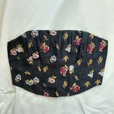 Absolutely Beautiful, I Just Needed A Different Size And Bought It On Sale So It Was Non-Returnable Polyester, Zippered Back Fitted Black Floral Print Crop Top, Black Floral Print Crop Top For Party, Cropped Corset Top, Cropped Corset, Corset Top, Anthropologie, On Sale, Size 12, Womens Tops