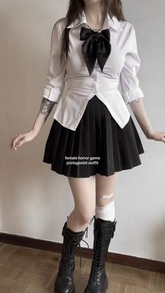 Tomie Inspired Outfit, Fatal Frame Outfits Aesthetic, Horror Outfits Aesthetic, Tomie Outfit, Female Horror Protagonist Style, Horror Game Protagonist Fashion, Plus Size Gyaru, Horror Game Female Protagonist Fashion Outfits, Female Horror Game Protagonist Outfits