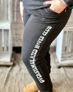 These cozy graphic jogger style sweatpants are a must-have for the gals who love relaxing at home on Saturday morning! Pair it with the matching sweatshirt and it'll be so comfortable to wear while watching movies on the couch. Style Sweatpants, Black Windbreaker, Matching Sweatshirts, Watching Movies, Oversized Jacket, Fashion Joggers, Jogger Sweatpants, Saturday Morning, Dye T Shirt