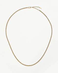 Fine Classic Rope Chain Necklace 14ct Solid Gold. An Iconic Design, Refined. Fluid Enough to Become Your Second Skin, Our Italian Rope Chain Necklace is Handcrafted in 14K Solid Yellow Gold, with an Ultra-Minimalist Appeal. Metal: 14K Solid Gold Dimensions: 450mm (Length) Total Length: 450mm with Extension Links at 410mm, 430mm and 450mm Weight: 7. 26g Product Code: Fj-G-N4-Ns Ultra Minimalist, Fan Necklace, Malachite Necklace, Rope Chain Necklace, Solid Gold Necklace, Leaf Bracelet, Rope Design, Gold Necklaces, Handcrafted Necklace