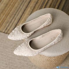 Orcajump - Stylish Single-Shoe Ballet Flats with Bow Detail and Effortless Slip-On Design Heel Styles, Ballet Flat Shoes, Bow Detail, Ballet Flats, Ballet, Slip On, Design