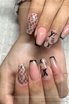 Louis Vuitton Nails