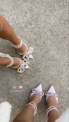 Dr Shoes, Girly Shoes, Aesthetic Shoes, Shoe Inspo, Swag Shoes