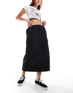 Skirts by Vans Give your pants a day off High rise Stretch-back waistband Functional pockets Regular fit Rodeo Chic, Formal Dresses Graduation, Cocktail Dress Formal, Cargo Skirt, Winter Party Dress, Long Sleeve Floral Dress, Sweaters And Leggings, Satin Slip Dress, Lingerie Sleepwear