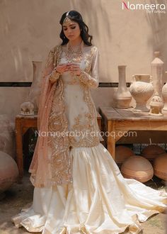 Traditional Bridal Dress Bridal Gharara, Desi Wedding Dresses, Nikkah Dress, Asian Bridal Dresses, Bridal Dresses Pakistan, Gaun Fashion, Pakistani Wedding Outfits, Pakistani Fancy Dresses, Beautiful Pakistani Dresses