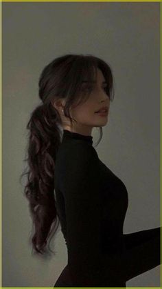 hair, curled hairstyle, ponytail, bangs, curtain bangs, #hairs #hair #hairstyles #hairstyle #haircut #haircolor #hairstylist #beauty #love #fashion #hairdo #hairdresser #hairgoals #instahair #hairstyling #hairfashion #hairsalon #style #haircare #instagram #hairoftheday #wigs #hairextensions #haircolorist #beautiful #barber #makeup #follow #like #longhair #curtainbangs #bangs Hair Stylies, Pastry Chef, Dream Hair, Aesthetic Hair, Layered Hair, Dark Hair, Pretty Hairstyles, Wavy Hair