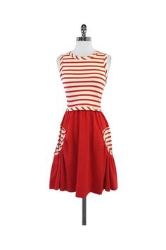 Current Boutique-Marc by Marc Jacobs - Red & Cream Striped Cotton Dress Sz XS Casual Red Cotton Dress, Casual Red Sleeveless Dress For Day Out, Casual Red Dresses With Pockets, Casual Red Dress With Pockets, Casual Red Cotton Sleeveless Dress, Red Fitted Dress With Pockets, Fitted Red Dresses With Pockets, Fitted Red Dress With Pockets, Fitted Red Sleeveless Dress For Day Out