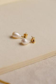 Evelyn Pearl Earrings - Katy Faye Silk Bag, Jewellery Ideas, Moonstone Earrings, Single Earring, Moon Stone, Etsy Fashion, Natural Pearls, Wedding Earrings, Plastic Free