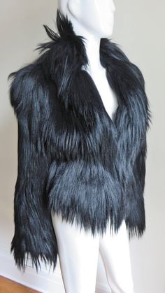 Fur Aesthetic, Vintage Fur Jacket, Black Fur Coat, Color Block Jacket, Vintage Fur, Leather Jacket Black, Blazer Fashion, Fur Jacket, Alexander Mcqueen