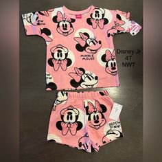 Disney Jr Pink Girl Set Size 4t Disney Pink Cotton Sets, Pink Disney Cotton Set, Casual Pink Minnie Mouse Set, Disney Character Print Playwear Sets, Baby Shopping List, Barbie Rosa, Disney Jr, Baby Shopping, Disney Junior