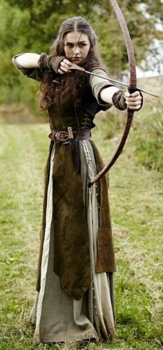 Robin Hood Kostüm, Cosplay Elf, Medieval Archer, Gaun Abad Pertengahan, Ren Faire Outfits, Woodland Elf, Fair Outfit, Elf Cosplay, Fair Outfits