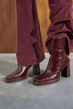 Jeffery Campbell Boots Platform, Jeffrey Campbell Platform Boots, Burgundy Platform Boots, Jeffrey Campbell Boots Outfit, Square Toe Platform Boots, Platform Boots Outfit Fall, Square Boots Outfit, Red Boots Aesthetic, Square Toe Boots Outfit